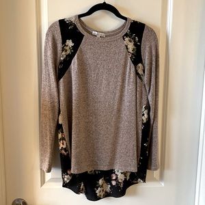 Moa Moa grey floral sweater with flowy back size S